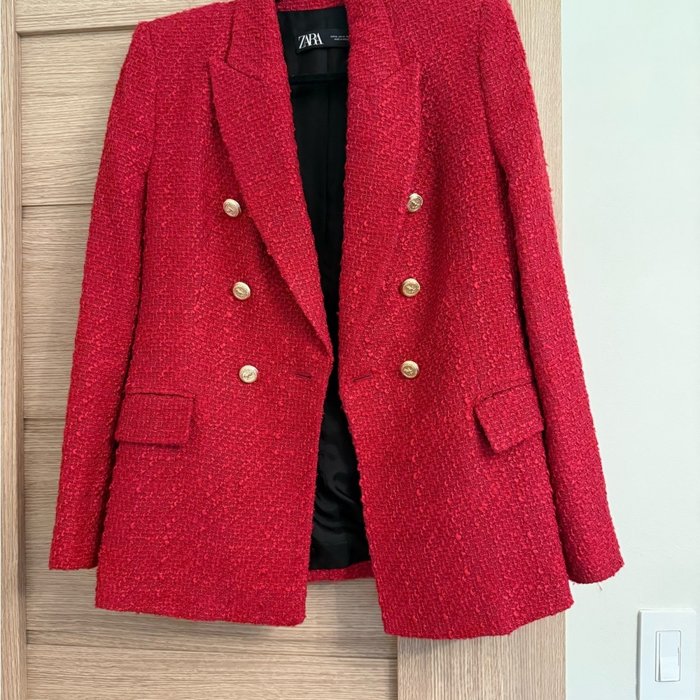 Zara Women's Bold Fuchsia Blazer with Gold Buttons